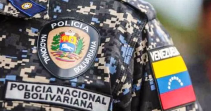 ¡“CUATRO DÍAS VACILANDO A LA POLICÍA… HASTA QUE LO AGARRARON”! CAPTURAN EN LARA AL HOMBRE QUE LE ROBÓ EL ARMA A UNA FUNCIONARIA DE LA PNB
