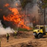 Francia autoriza a regresar a sus hogares a 84.000 evacuados por megaincendio